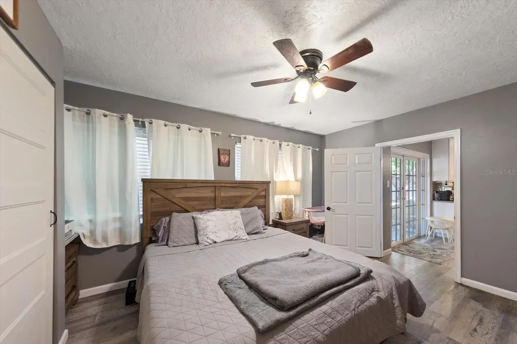 9940 108th Street Seminole FL 33772
