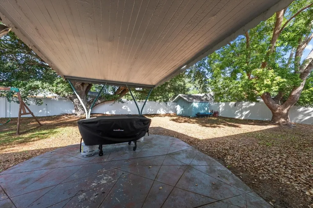 9940 108th Street Seminole FL 33772