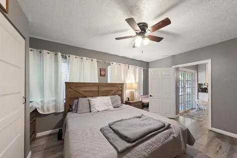 9940 108th Street Seminole FL 33772