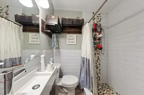 9940 108th Street Seminole FL 33772