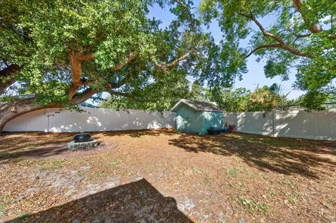9940 108th Street Seminole FL 33772