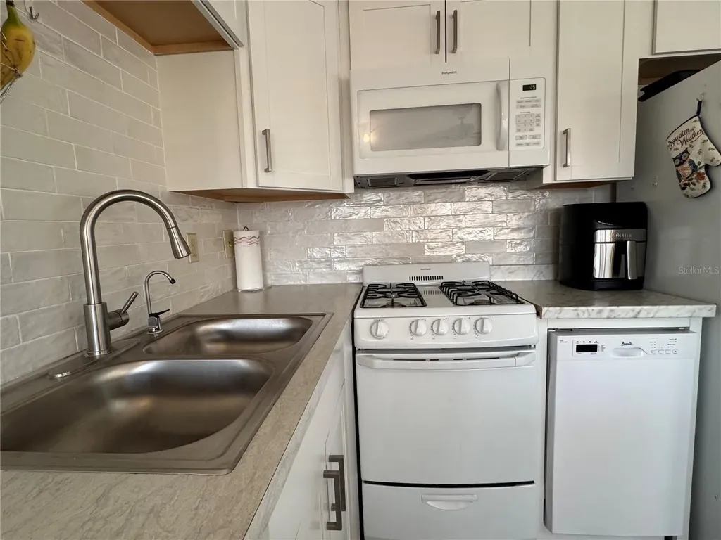 35101 Condominium Boulevard Zephyrhills FL 33541