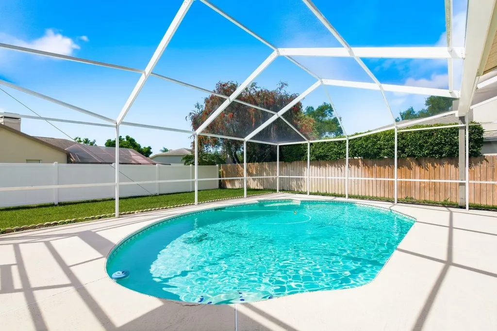 537 Belted Kingfisher Drive N Palm Harbor FL 34683