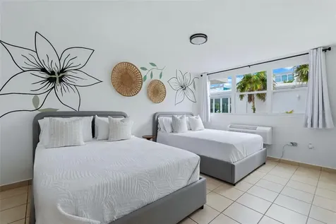 Cll El Charlie Costamar Beach Village Loiza PR 00772