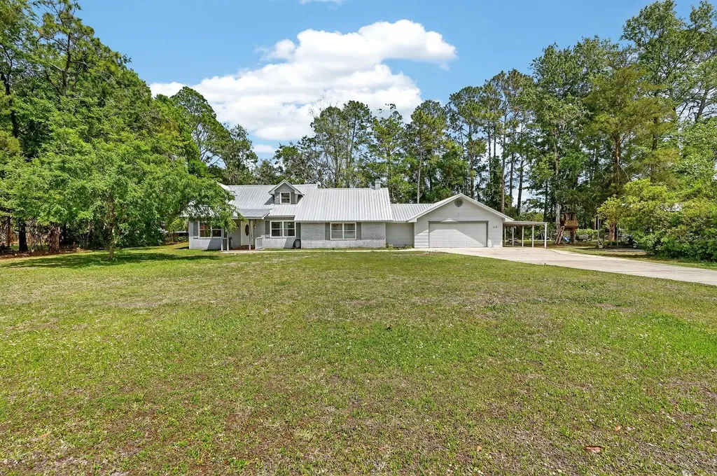 116 Round Lake Circle Palatka FL 32177