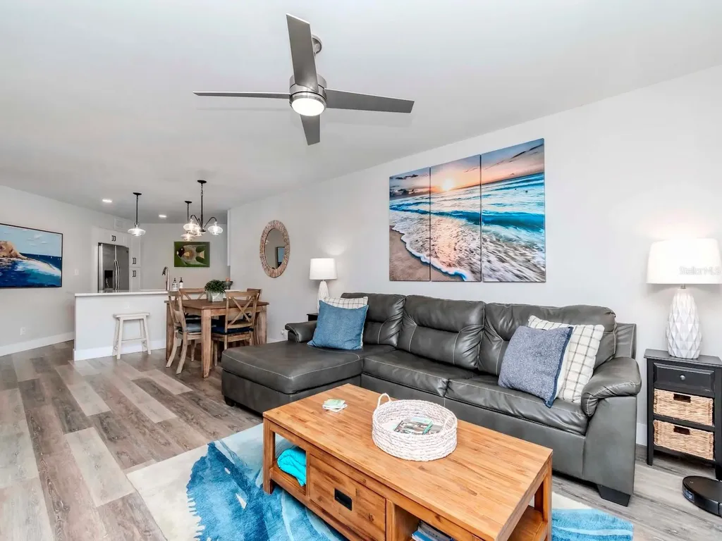 6100 Bahia Del Mar Circle St Petersburg FL 33715
