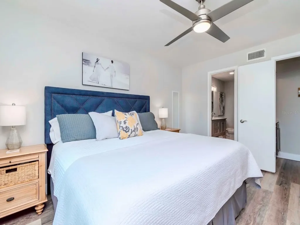 6100 Bahia Del Mar Circle St Petersburg FL 33715