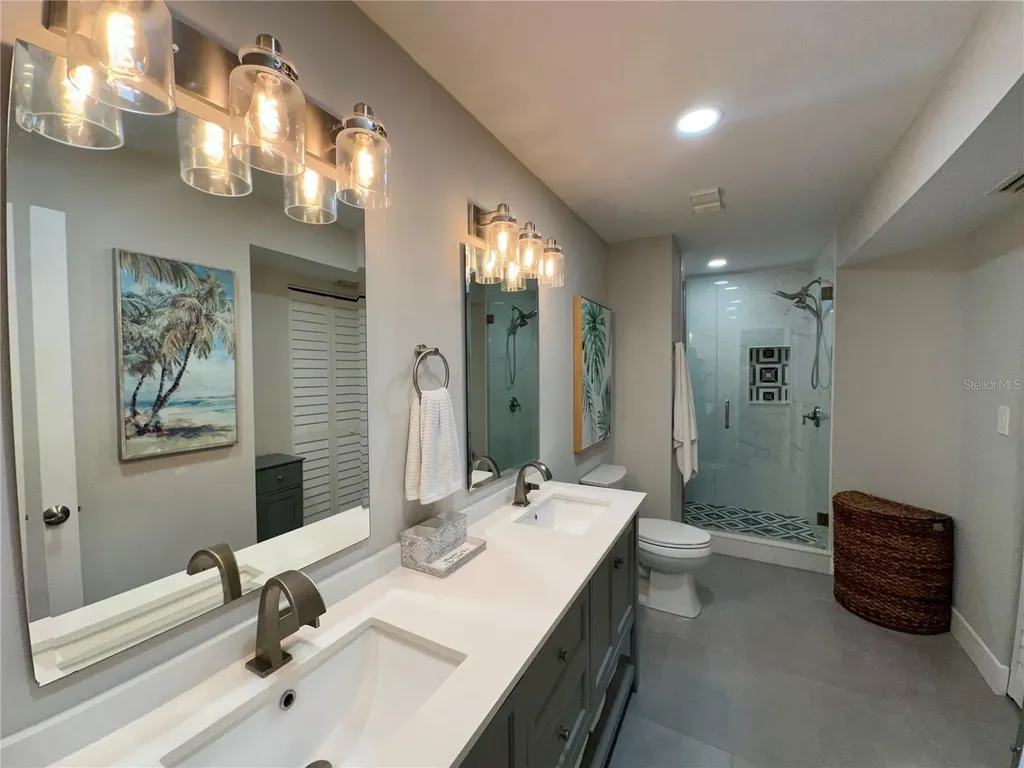 6100 Bahia Del Mar Circle St Petersburg FL 33715