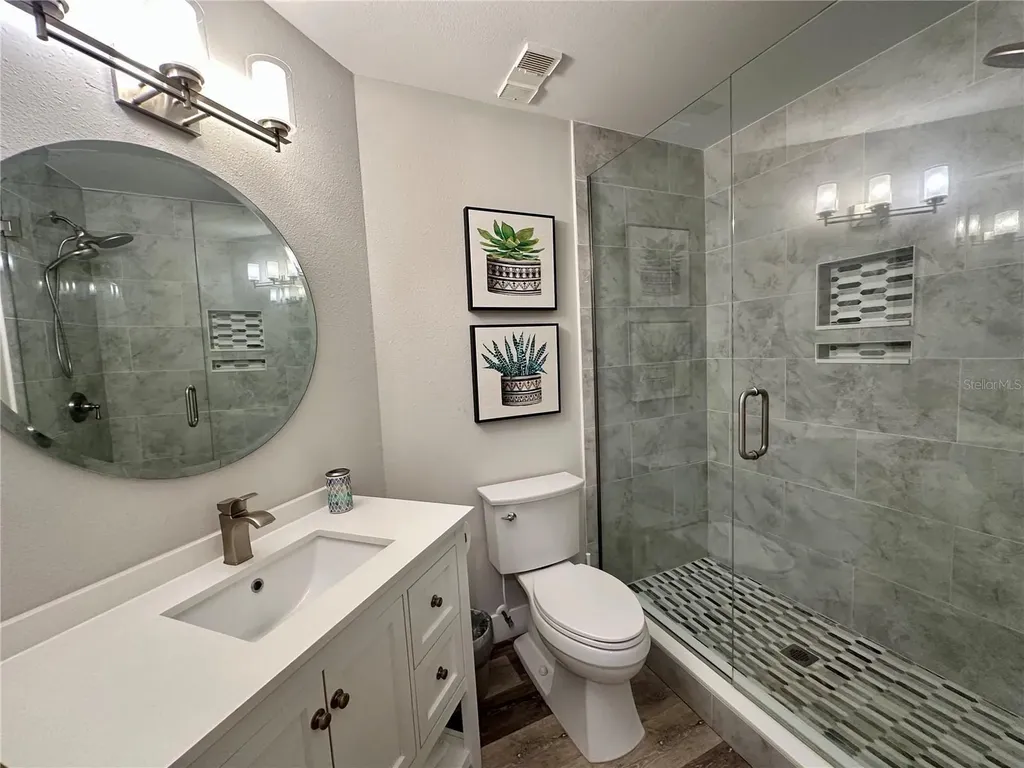 6100 Bahia Del Mar Circle St Petersburg FL 33715