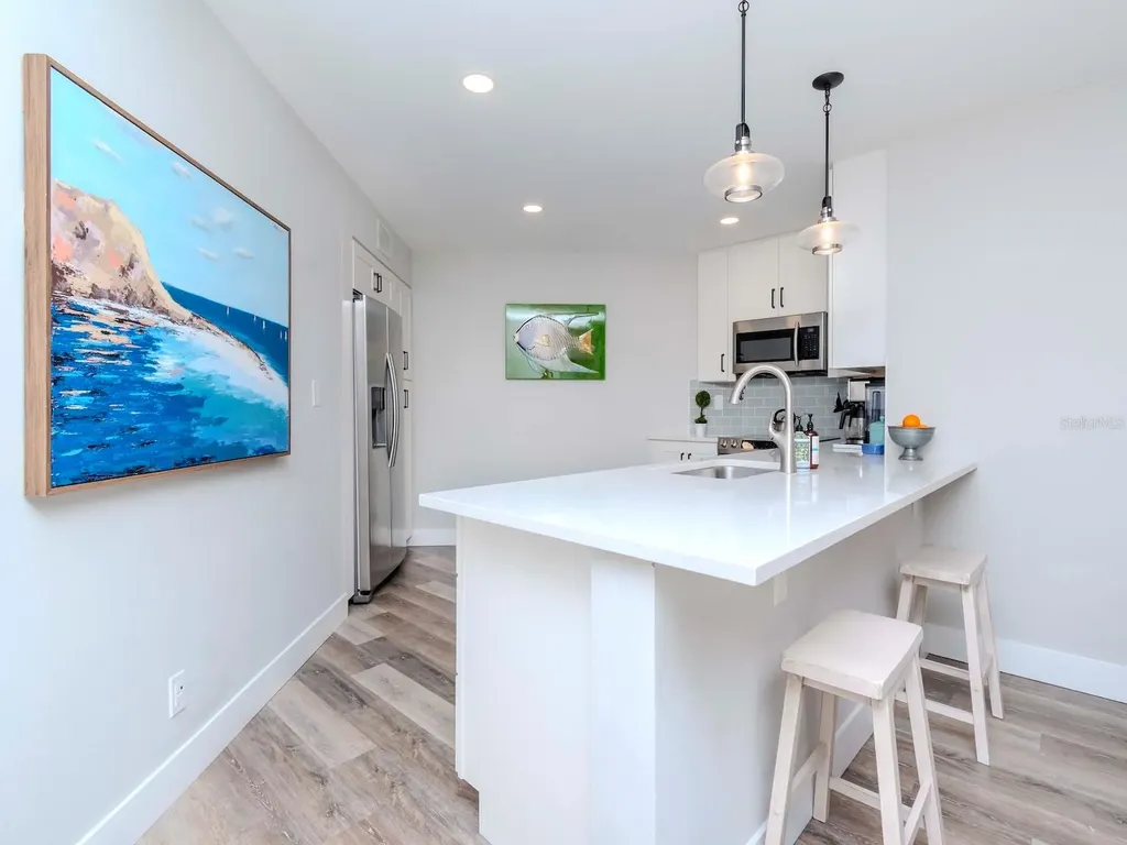 6100 Bahia Del Mar Circle St Petersburg FL 33715