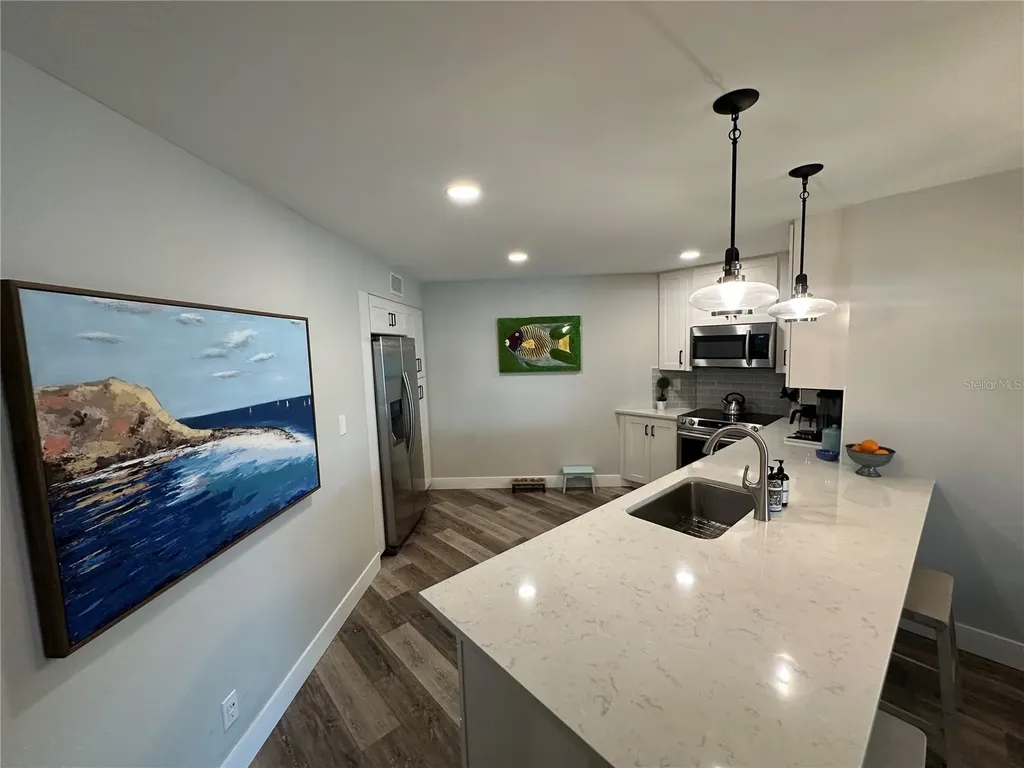 6100 Bahia Del Mar Circle St Petersburg FL 33715
