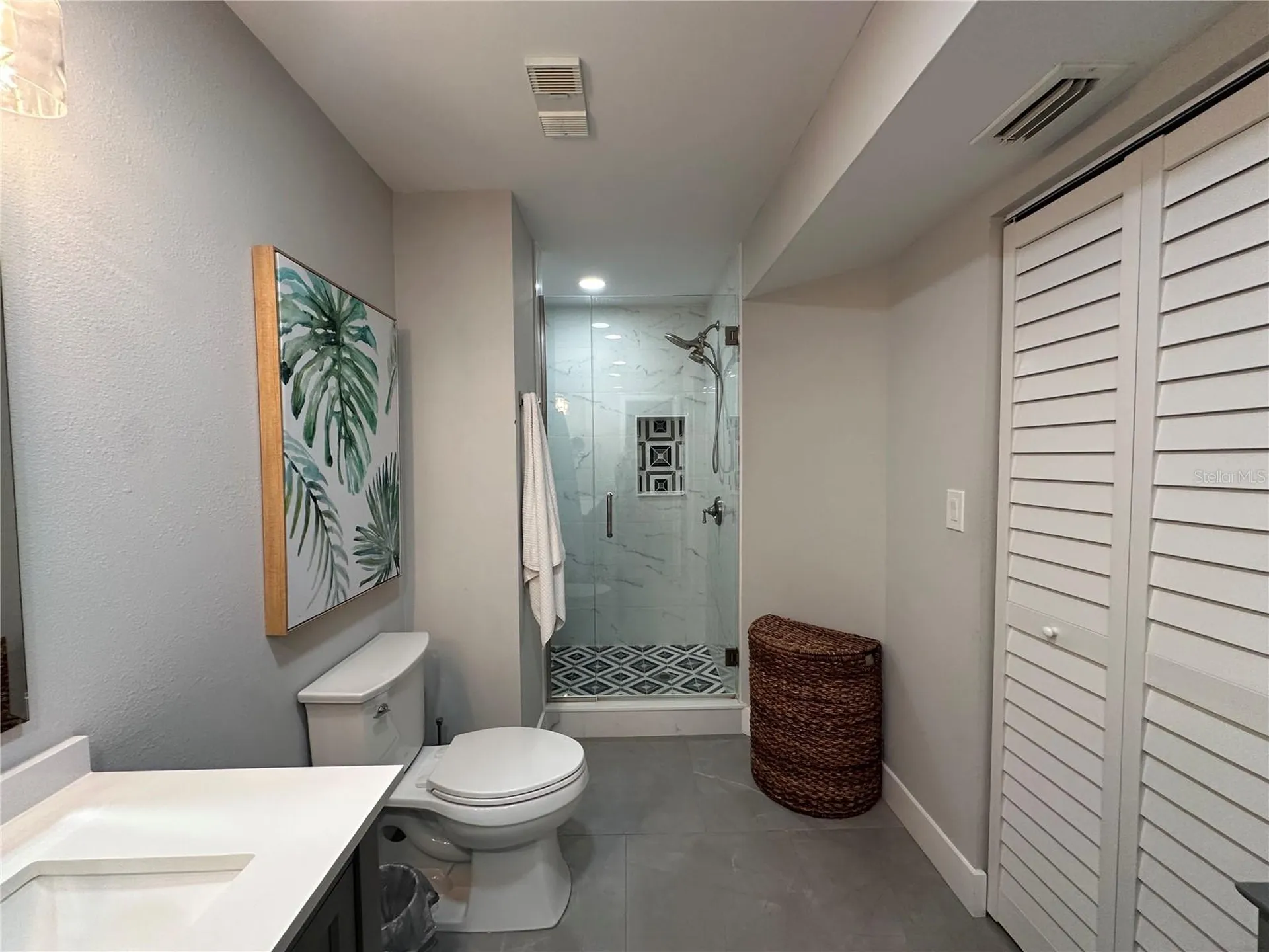 6100 Bahia Del Mar Circle St Petersburg FL 33715