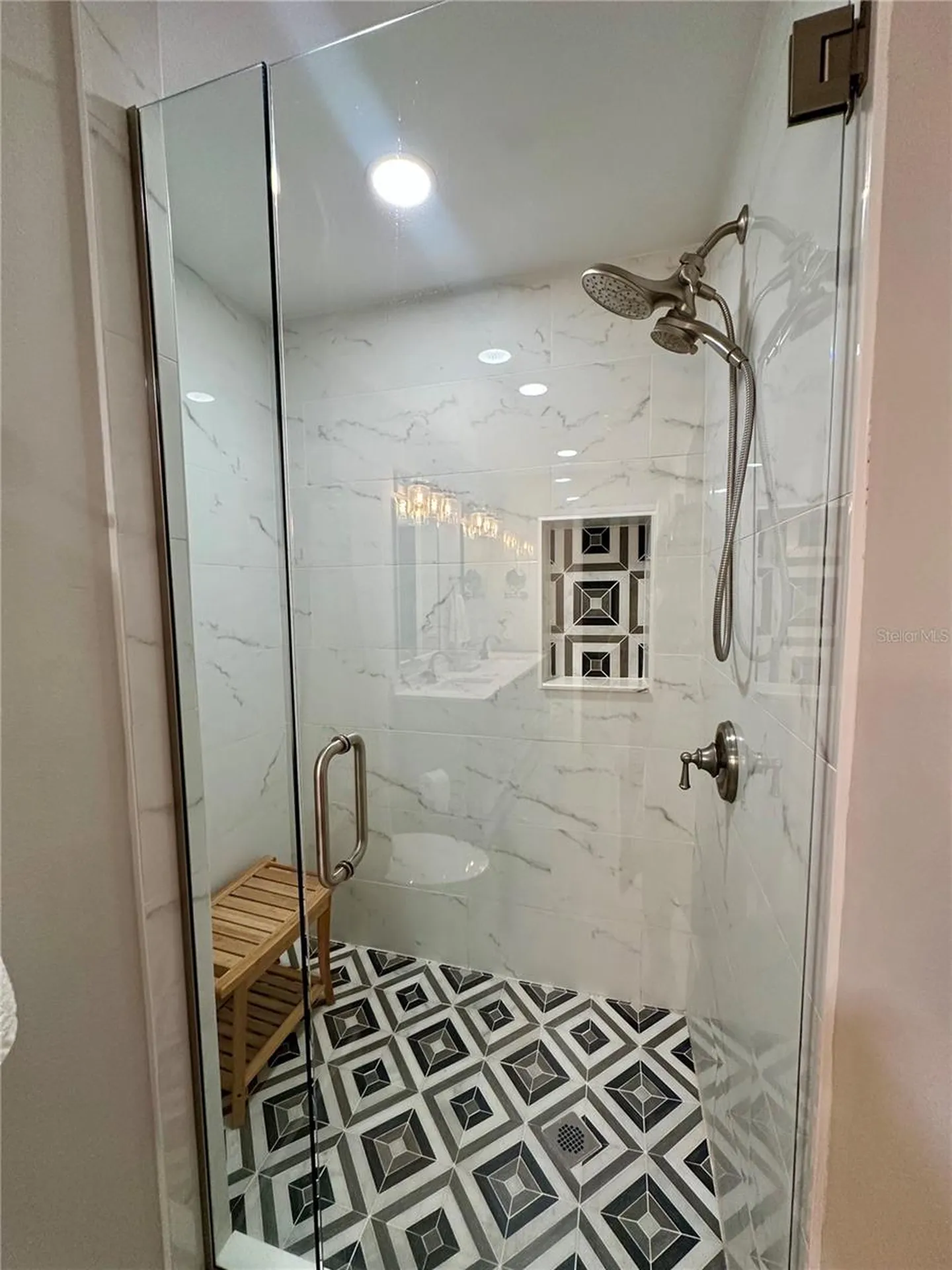 6100 Bahia Del Mar Circle St Petersburg FL 33715