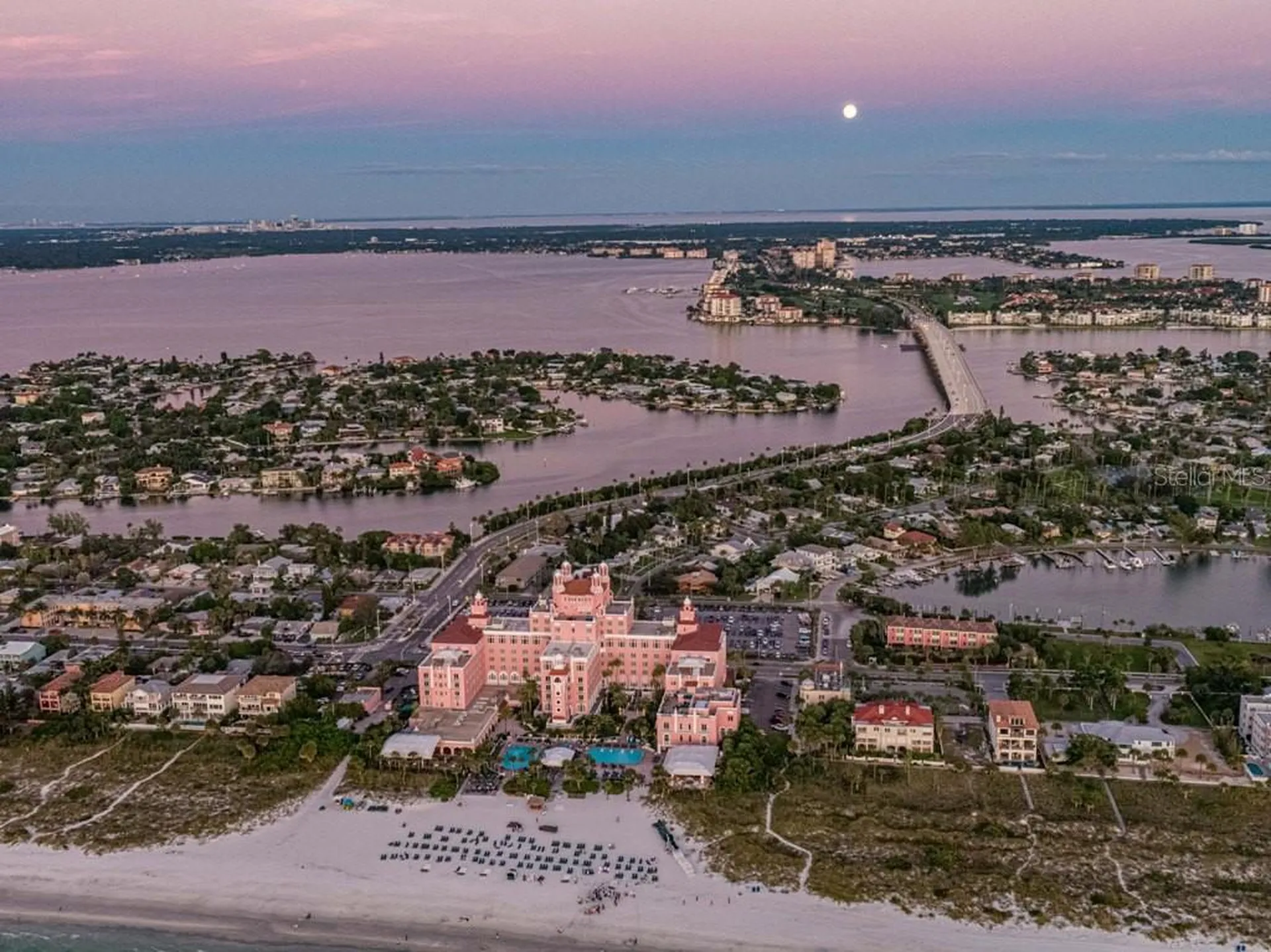 6100 Bahia Del Mar Circle St Petersburg FL 33715