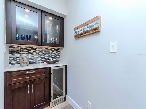 6100 Bahia Del Mar Circle St Petersburg FL 33715