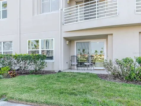 6100 Bahia Del Mar Circle St Petersburg FL 33715