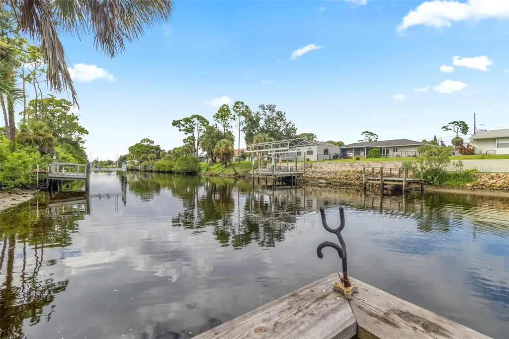 2586 Auburn Boulevard Port Charlotte FL 33948