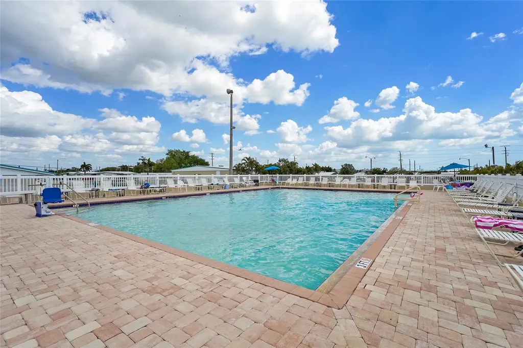 6624 Marina Drive Bradenton FL 34207