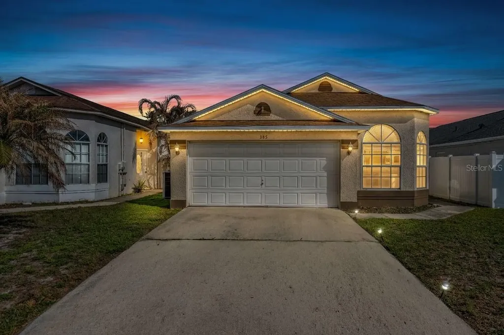 385 Briar Bay Circle Orlando FL 32825