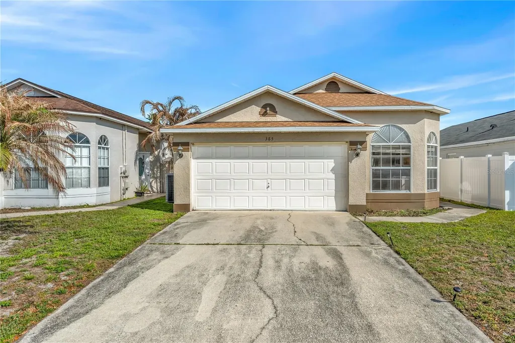 385 Briar Bay Circle Orlando FL 32825