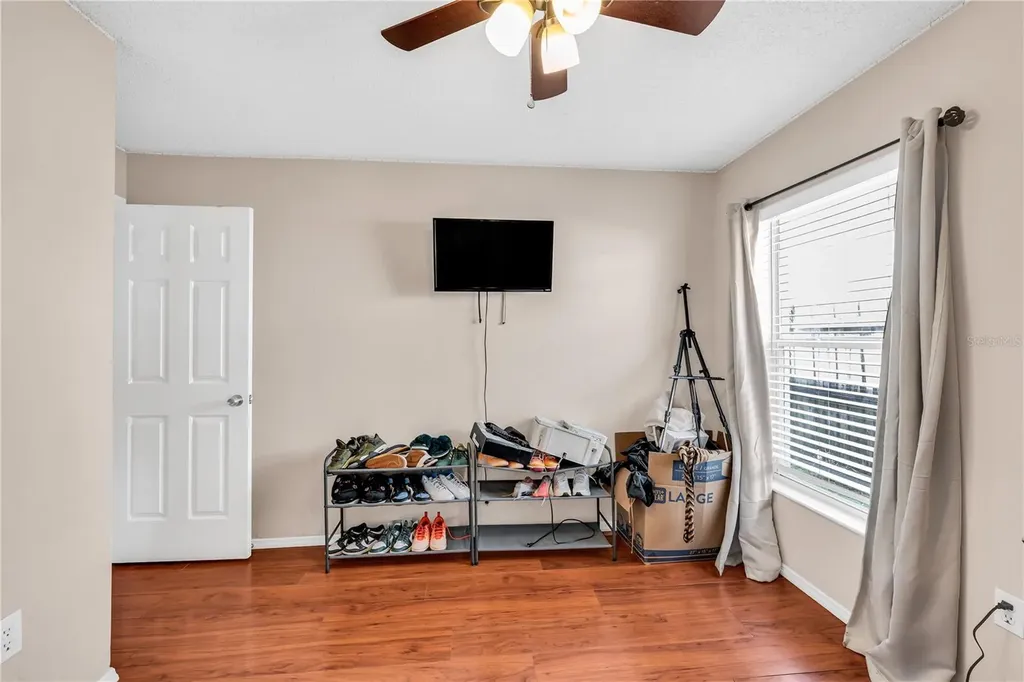 385 Briar Bay Circle Orlando FL 32825