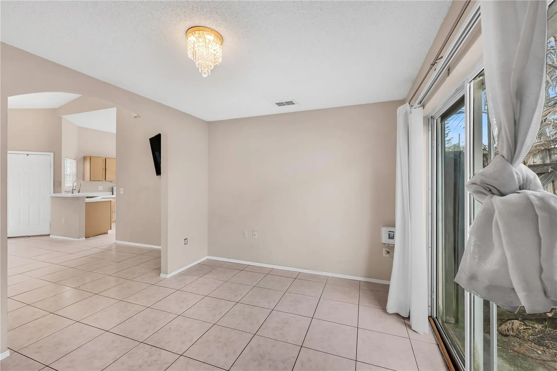 385 Briar Bay Circle Orlando FL 32825