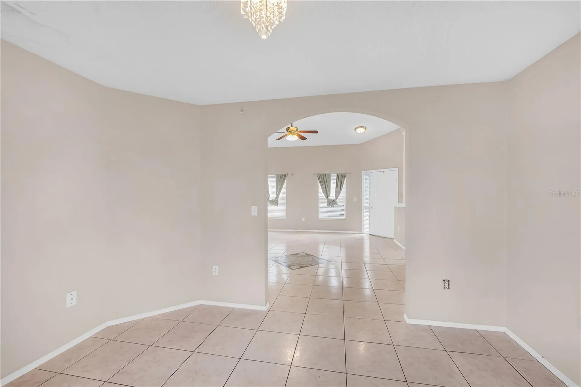 385 Briar Bay Circle Orlando FL 32825