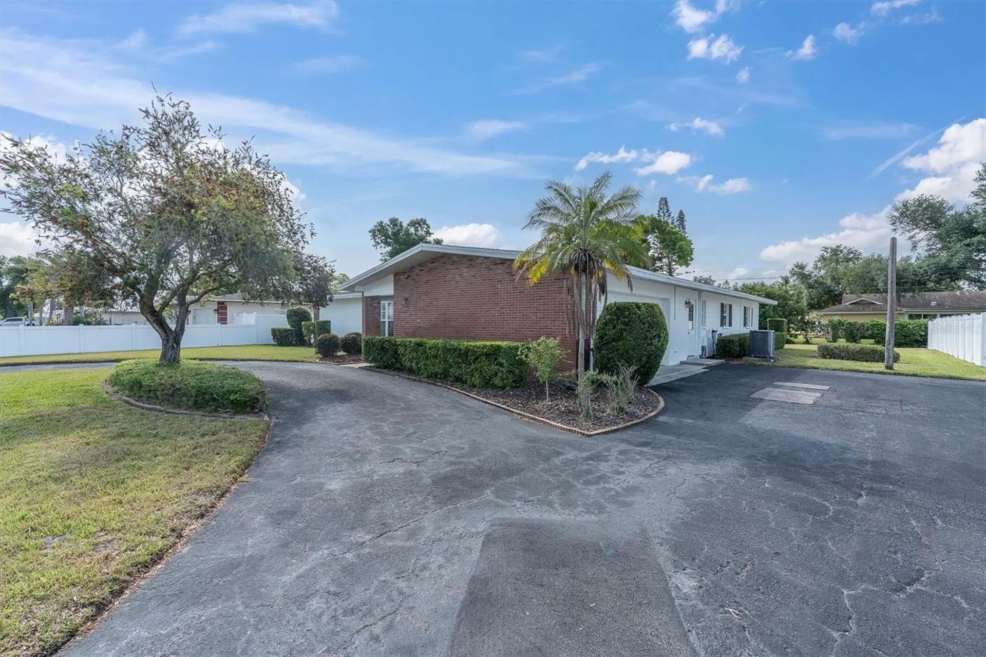 5511 10th Avenue Drive W Bradenton FL 34209