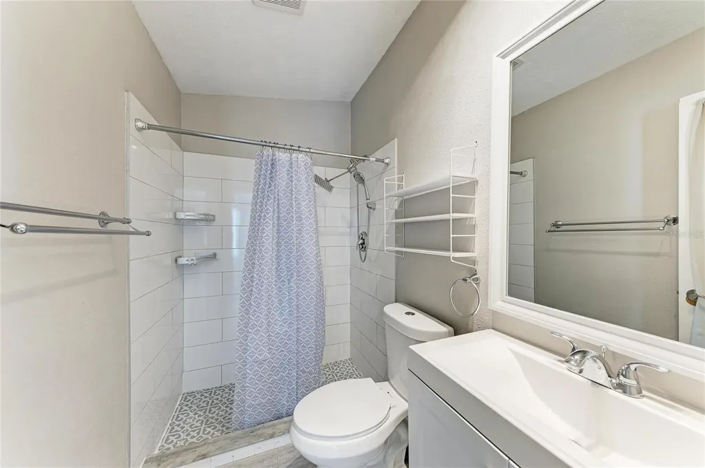 4110 39th Avenue W Bradenton FL 34205