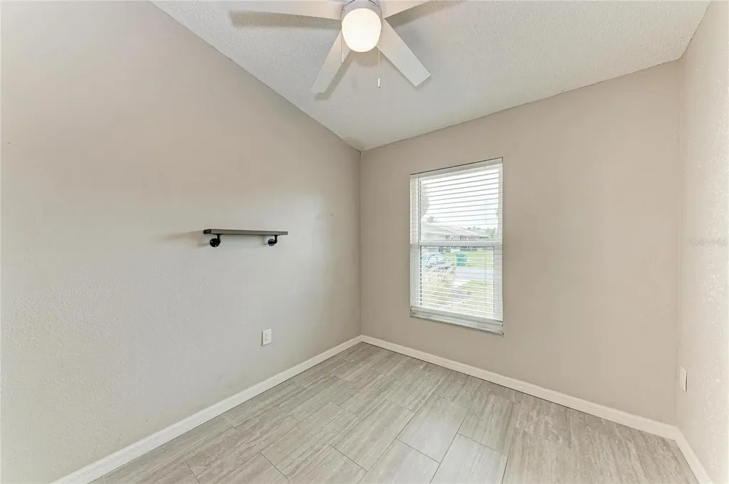 4110 39th Avenue W Bradenton FL 34205