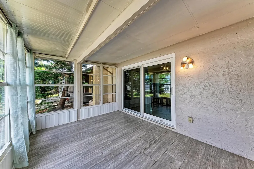 4110 39th Avenue W Bradenton FL 34205