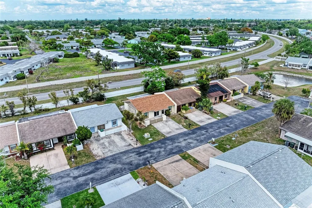 4110 39th Avenue W Bradenton FL 34205
