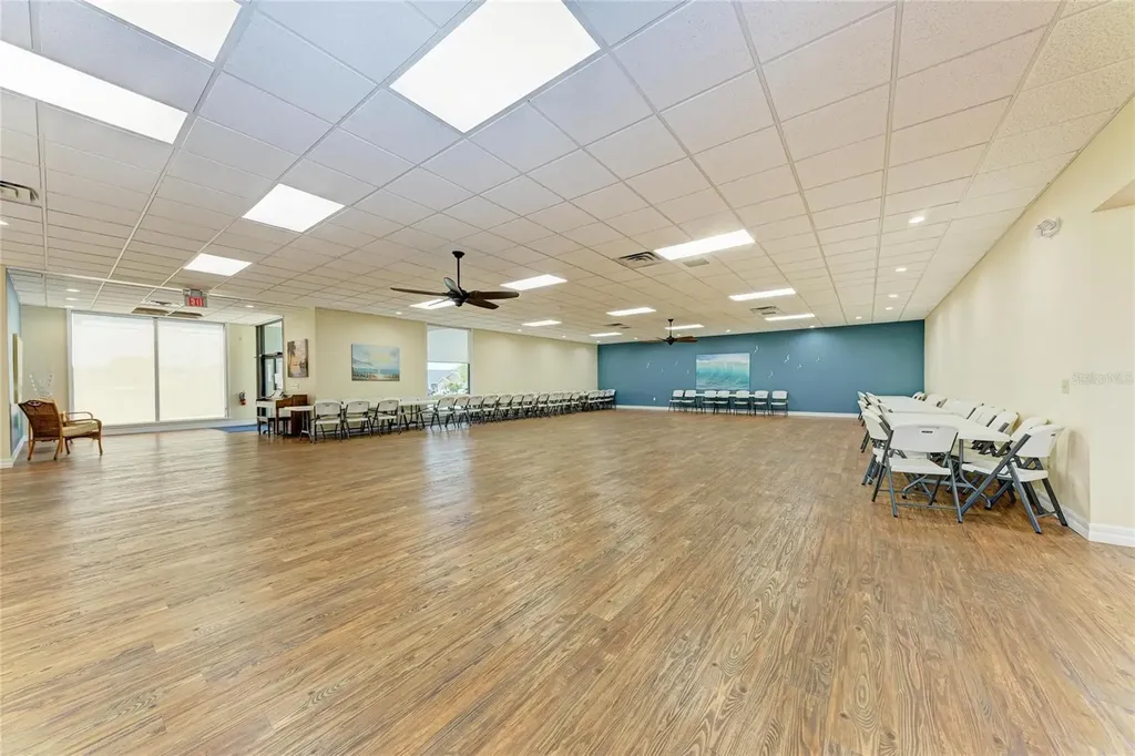 4110 39th Avenue W Bradenton FL 34205