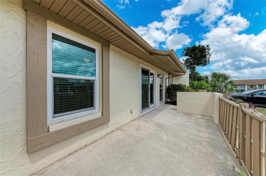 4110 39th Avenue W Bradenton FL 34205