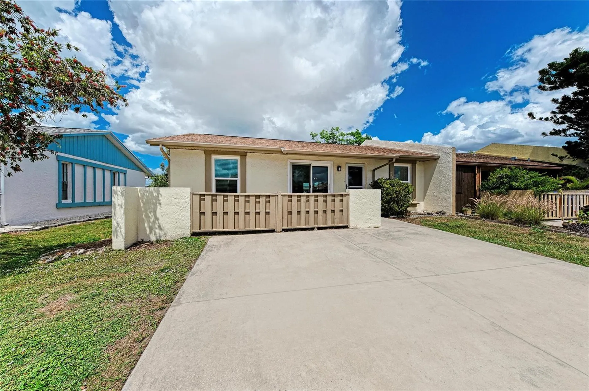 4110 39th Avenue W Bradenton FL 34205