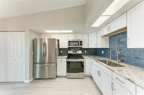 4110 39th Avenue W Bradenton FL 34205