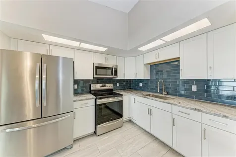 4110 39th Avenue W Bradenton FL 34205