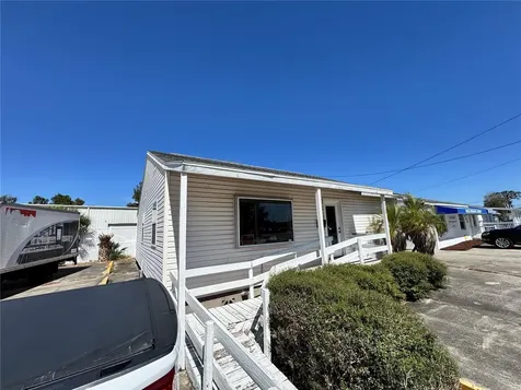 2924 Kenilworth Boulevard Sebring FL 33870