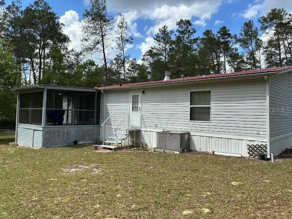 109 Greenwood Road Florahome FL 32140