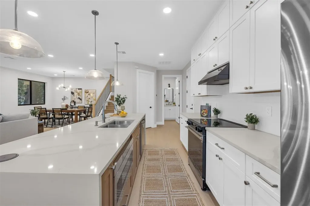 407 Calhoun Place Orlando FL 32801