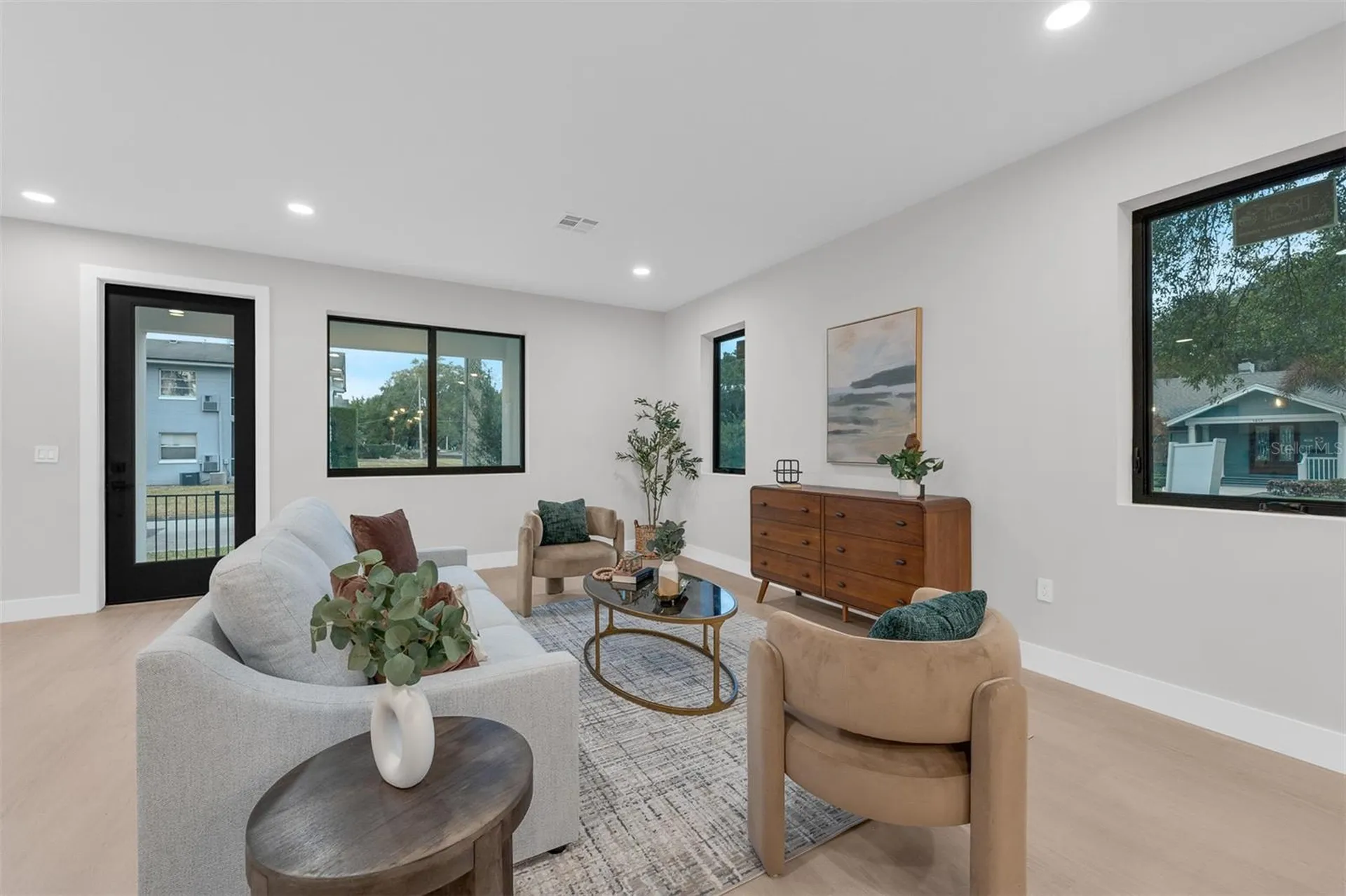 407 Calhoun Place Orlando FL 32801