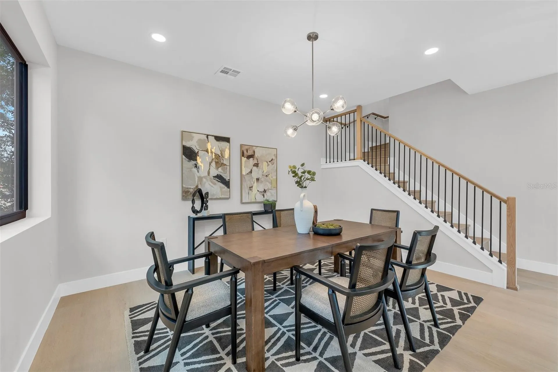 407 Calhoun Place Orlando FL 32801