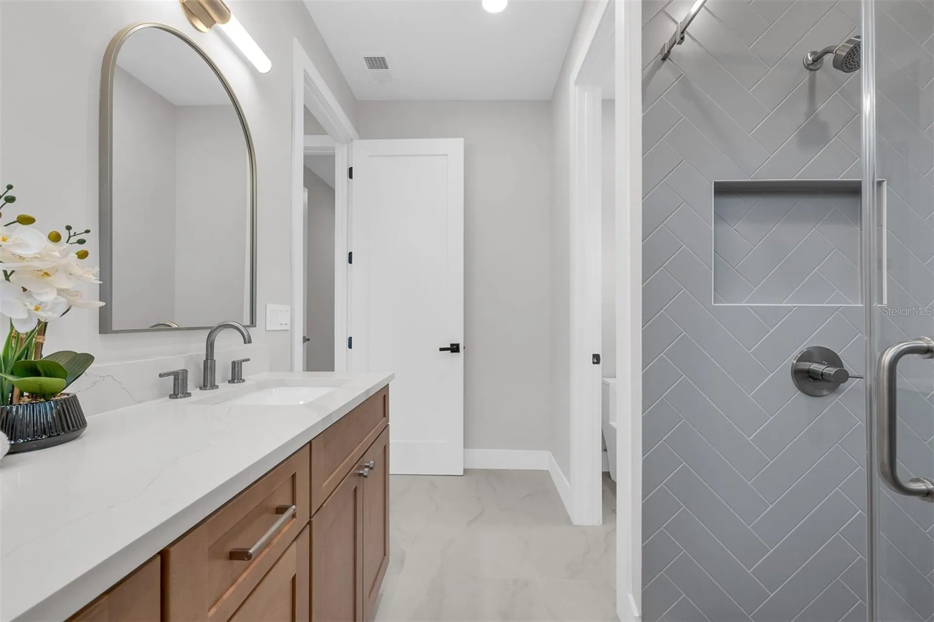 407 Calhoun Place Orlando FL 32801