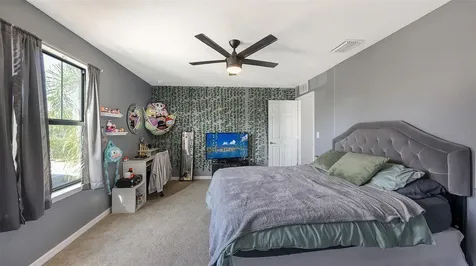 2446 Carnation Court North Port FL 34289