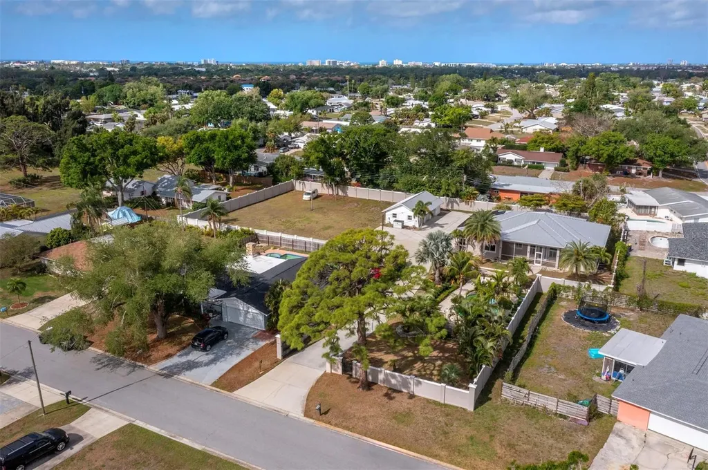 5618 Britannia Drive Sarasota FL 34231