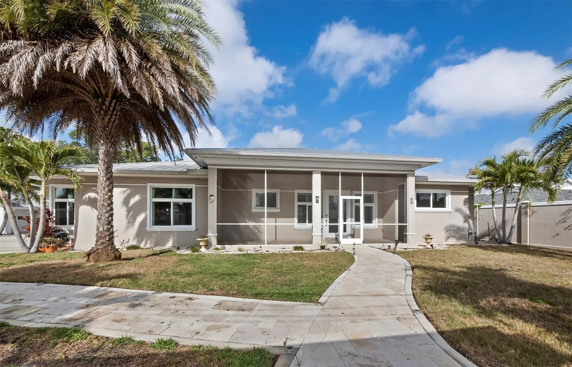 5618 Britannia Drive Sarasota FL 34231