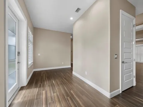 5618 Britannia Drive Sarasota FL 34231