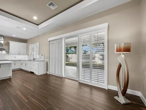 5618 Britannia Drive Sarasota FL 34231