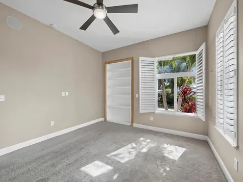 5618 Britannia Drive Sarasota FL 34231