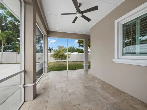 5618 Britannia Drive Sarasota FL 34231